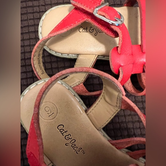 CAT & JACK RED GLADIATOR SANDAL GRLS SZE 9 - Picture 4 of 9